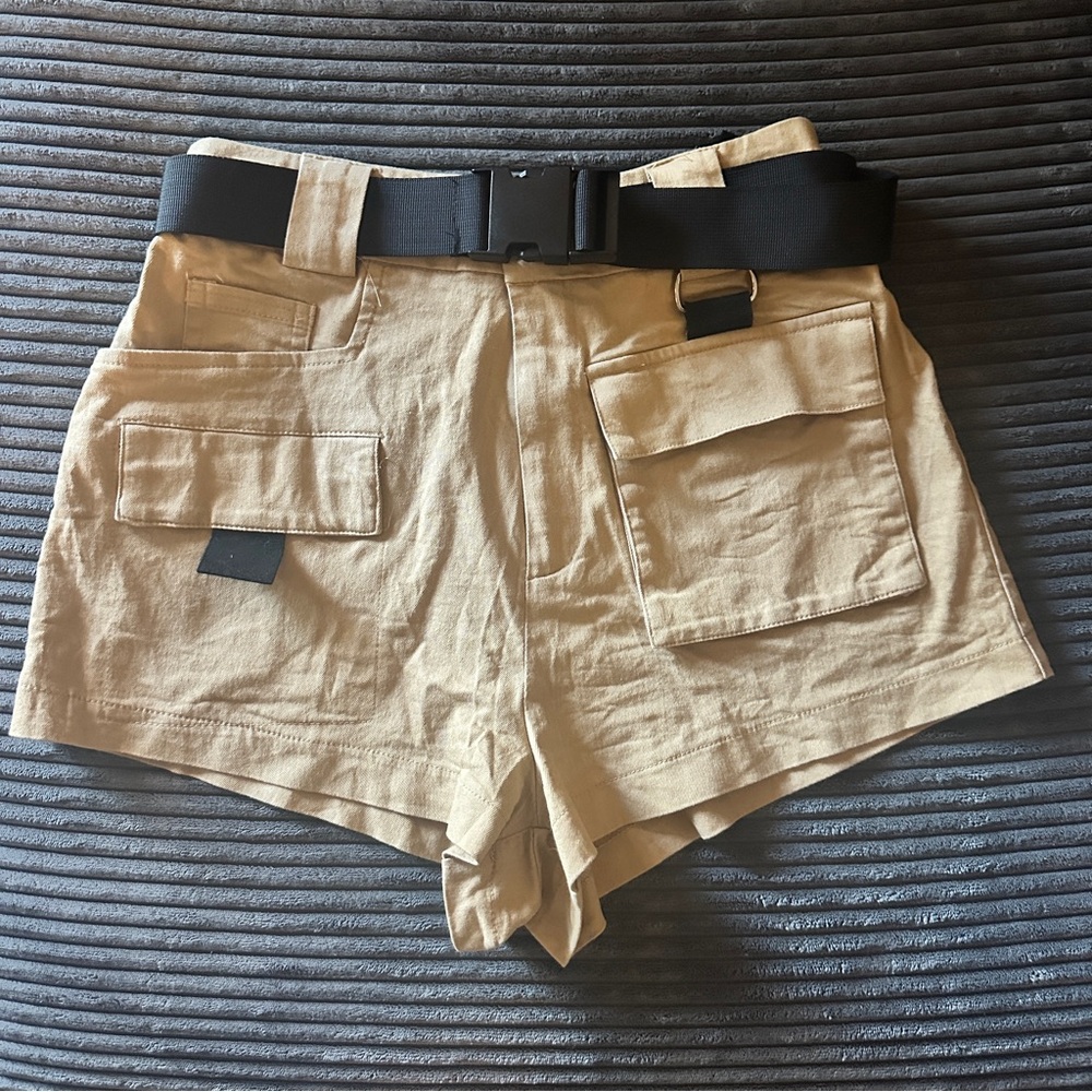 I.AM.GIA khaki cargo shorts with belt buckle